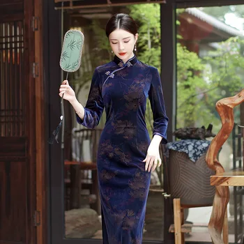 Женщины Флокирование Cheongsam Улучшенное зимнее платье больших размеров Китайский стиль вечерние платья Шоу Длинный костюм Qipao 4 цвета