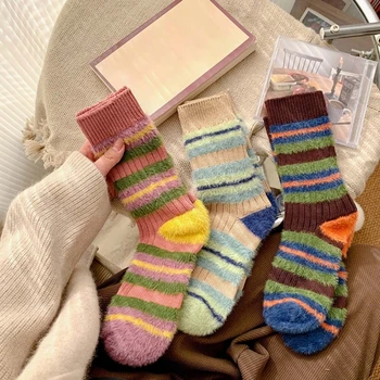 Средние носки для женщин Плюшевые носки из искусственной шерсти в полоску